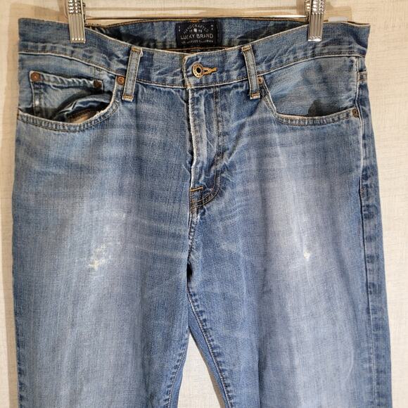 Lucky Brand 221 Original Straight Jeans Mens 34x32 Blue Denim Stretch Distressed - Picture 2 of 10